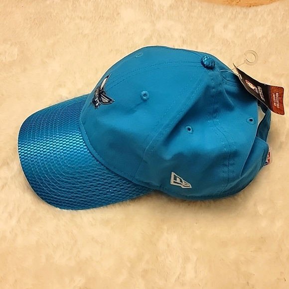 Official Charlotte Hornets baseball cap - Picture 7 of 8